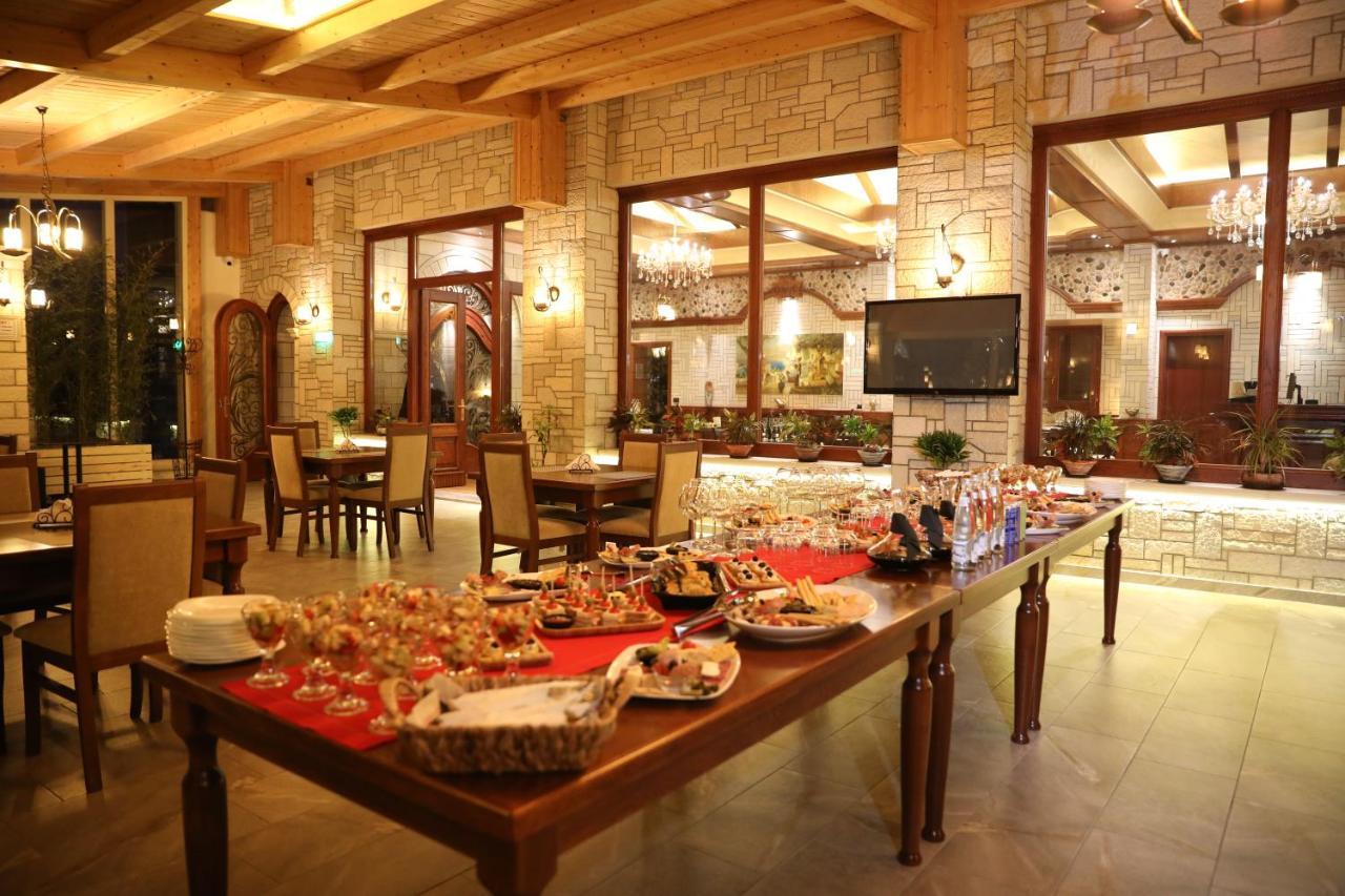 Hotel Rolex Vlorë Buitenkant foto